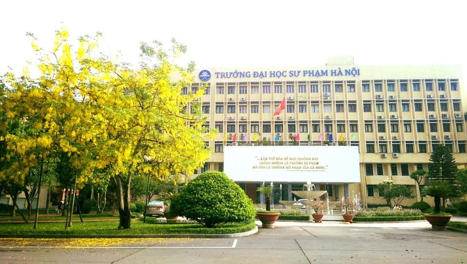 muon-lam-ca-si-thi-hoc-truong-nao-7